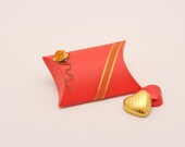 Red Sachetto Wedding Favor Box- Ideal for red themed weddings, Christmas parties, dinner parties