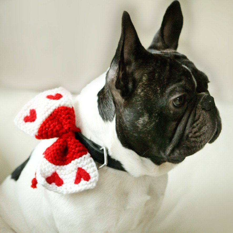 Dream about Butterflies. Accessory for your pet. Red and White Bow with felted Red Hearts decor.