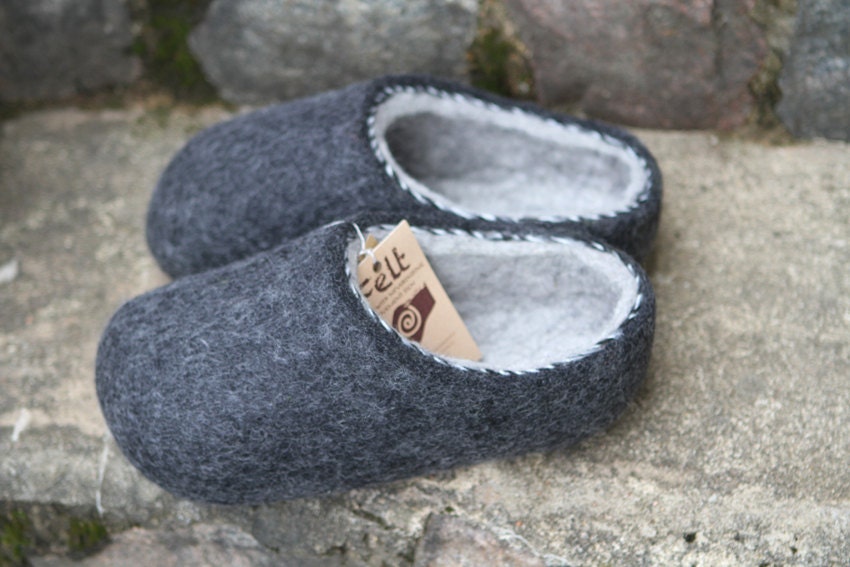 Hand Felted Slippers for Everyone. Dark Gray / Light Gray .Size   U.S. W 7,5 - 8 EUR 37-38 - DMpics