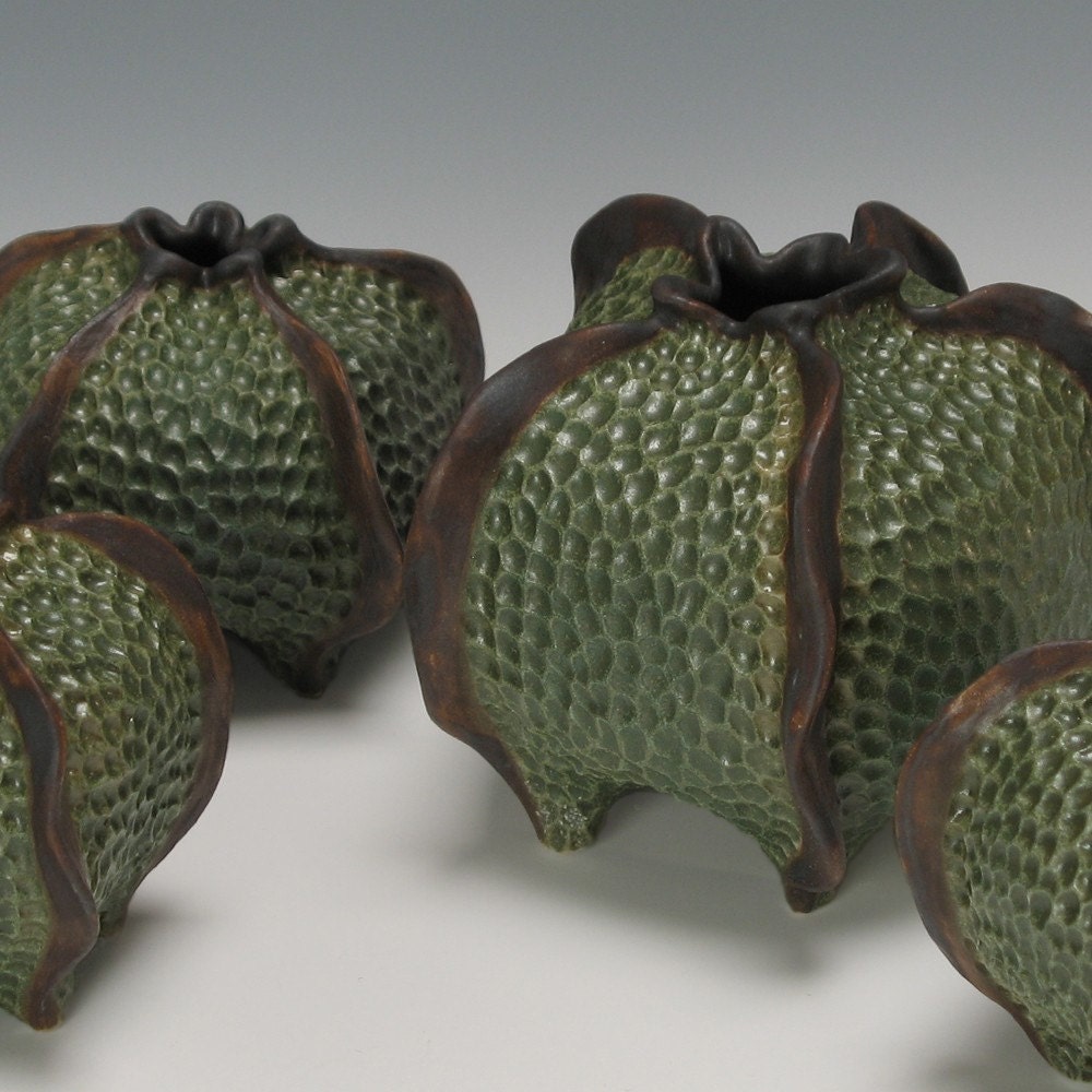 Porcelain urchin vessel in green & brown