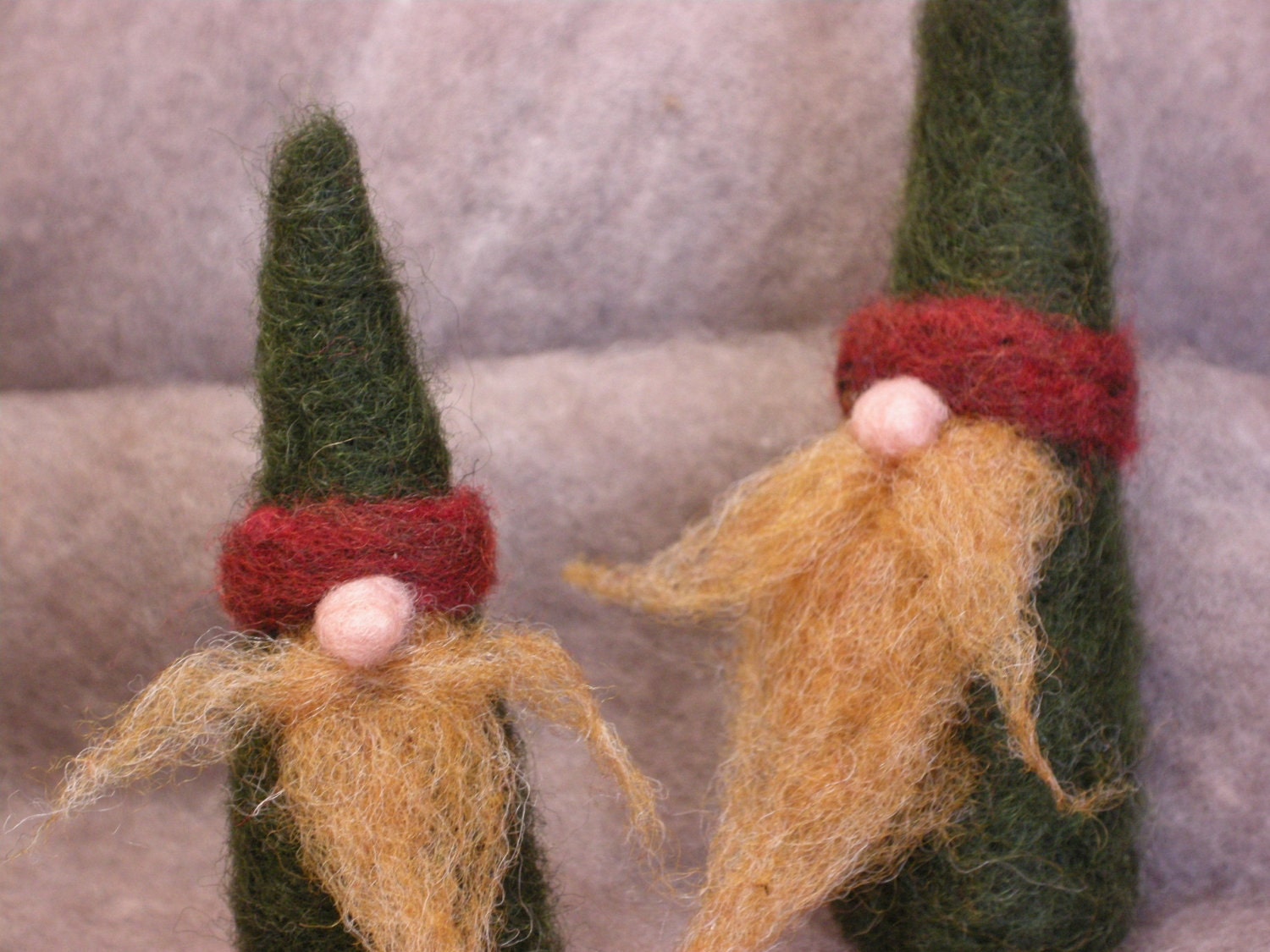 Needle felted ornament tutorial