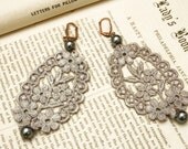 lace earrings -CANDICE- silver gray
