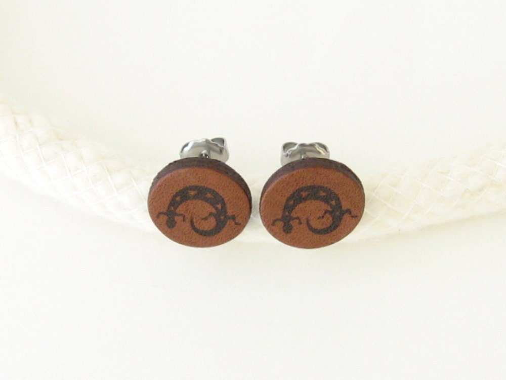 Southwest Lizard Stud Earrings - Leather & Stainless Steel
