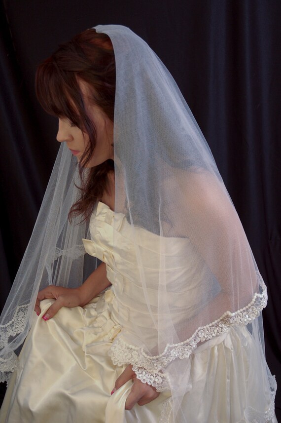 Kate Middleton Replica Veil--Silk Tulle, 72" Cage Veil, Alencon Lace Trim Il_570xn
