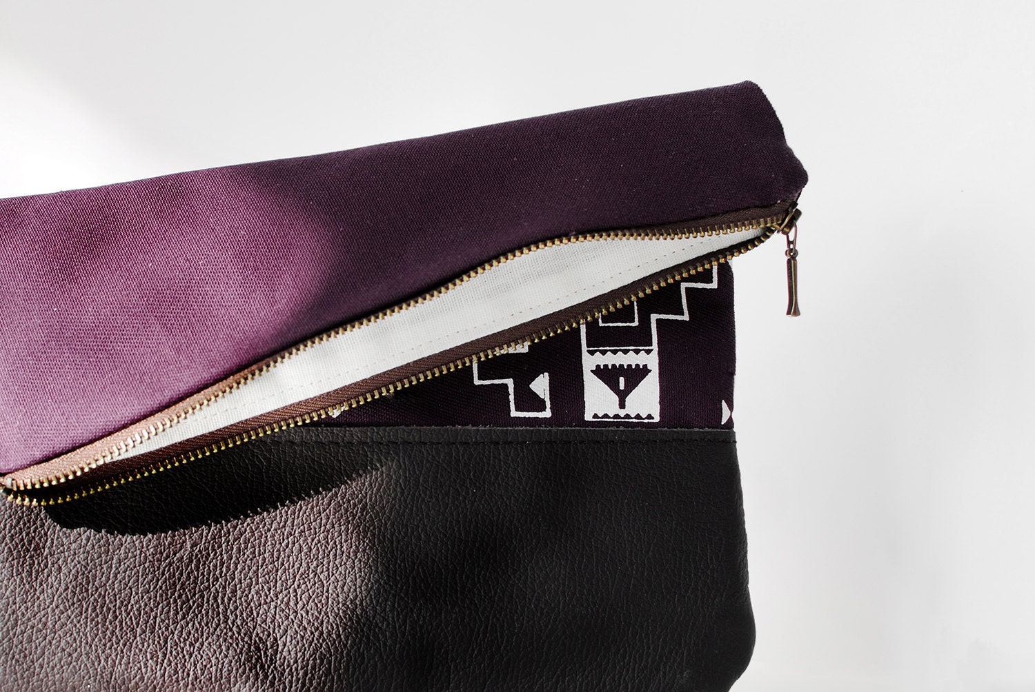 Tribal Pattern Printed Leather Pouch Plum No. ZP-101