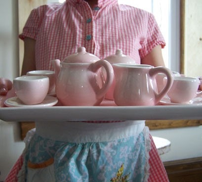 childs tea set