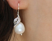 SALE Juicy. silver plated leaf with pearl