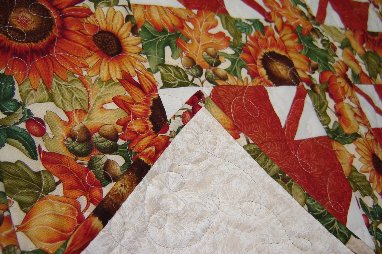 Sunflower Quilted Table Runner 24"x24" Thanksgiving table decor