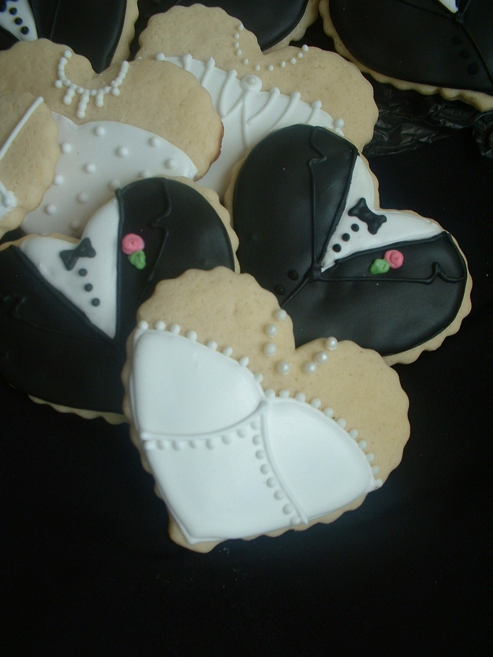 Wedding Cookies - Bride and Groom Heart cookies - 1 dozen