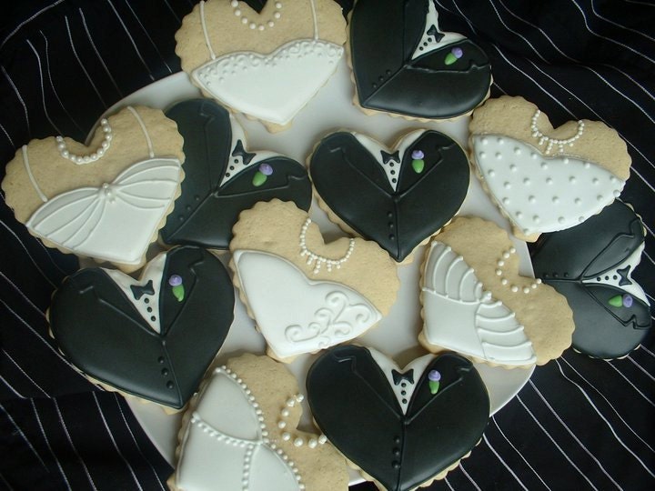 Wedding Cookies - Bride and Groom Heart cookies - 1 dozen