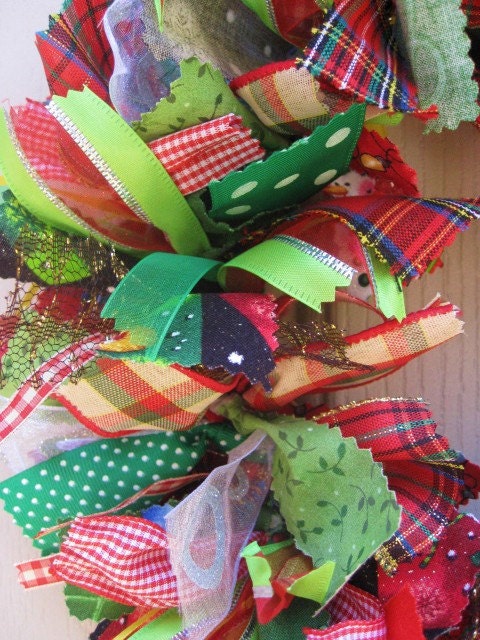 Christmas Wreath, Ribbon Wreath and Fabric Wreath for Christmas Décor, 14"