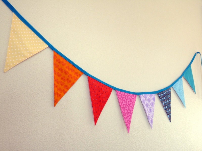 Fabric garland - Rainbow - 2.5 yds