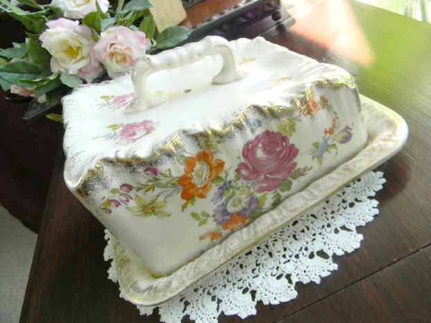 Large Antique Cheese Dish Lidded 5313