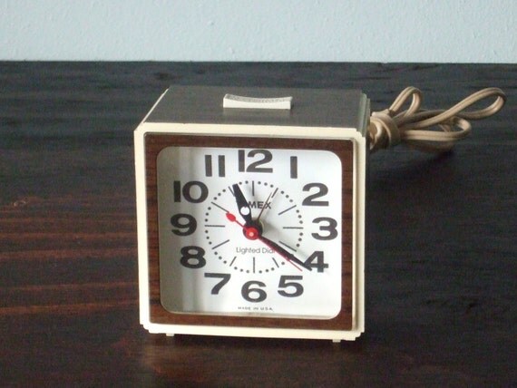 Vintage Timex Electric Nightstand Alarm Clock by velvetandshag