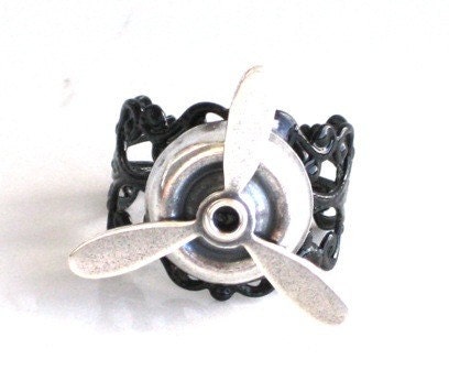 Airplane PROPELLER RING- Rotat ing Blades - Aviator - Antique Silver - Jet Black - Steampunk - Geekery - By GlazedBlackCherry