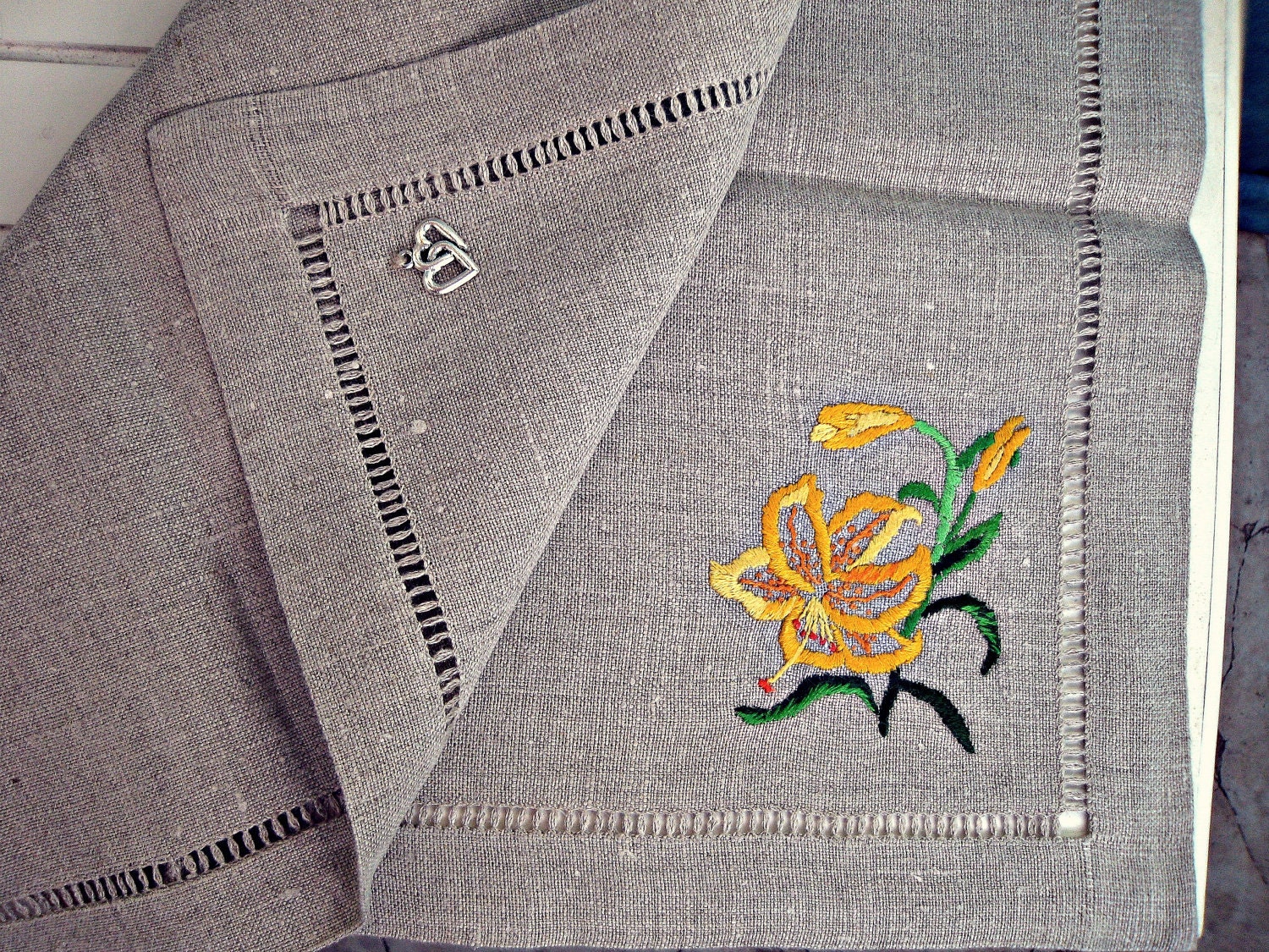 SALE Classic linen napkin with yellow lily
