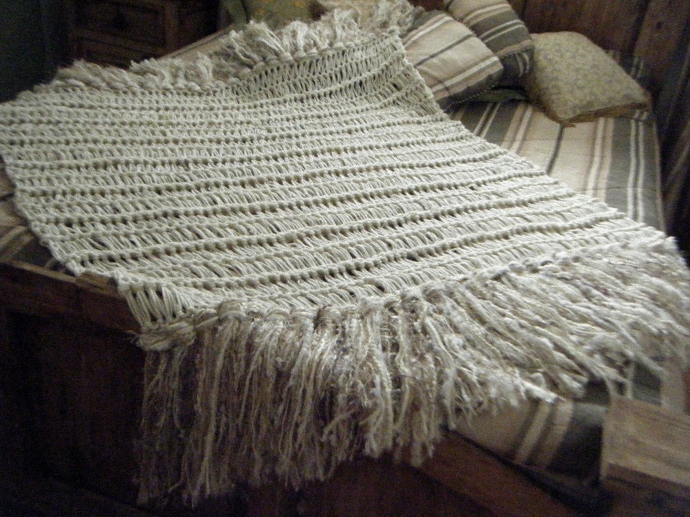 Ivory Fringe Throw Blanket. Knit Home Accent Cabin Decor Pale Cream Taupe Off White Eggshell
