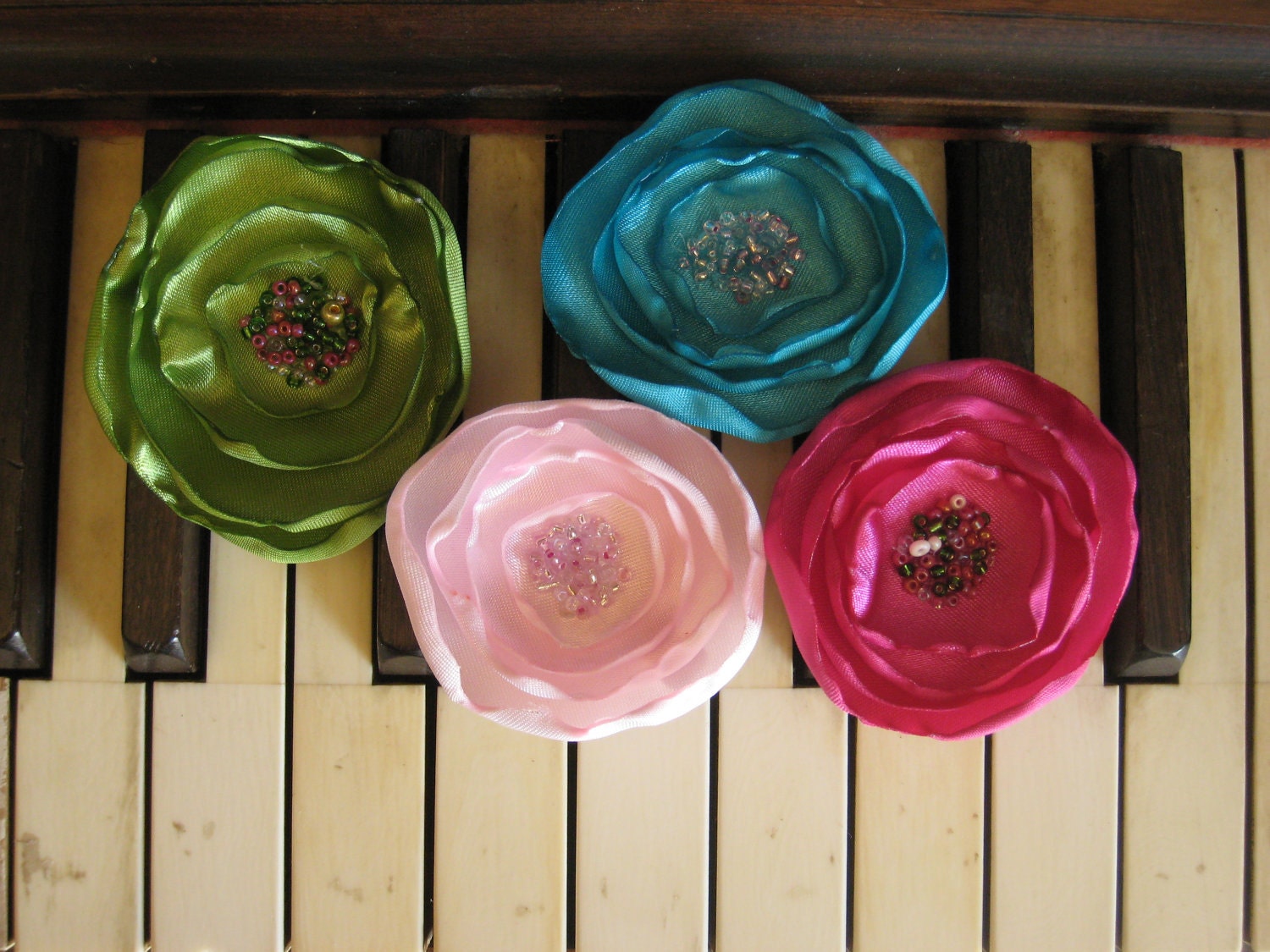 Silk Hair Blossoms