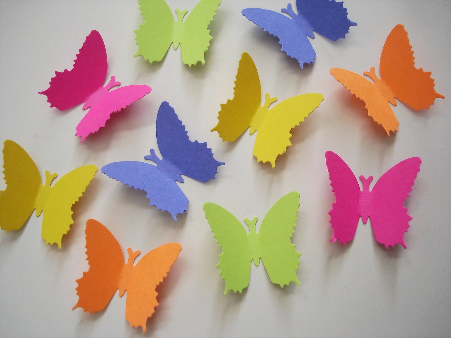 50 Medium Mixed Color Bright Green Hot Pink Yellow Blue Orange Paper Royal Butterfly Embellishments Wedding Party Decorations - No362