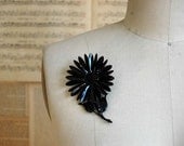 vintage 60s black enamel flower brooch