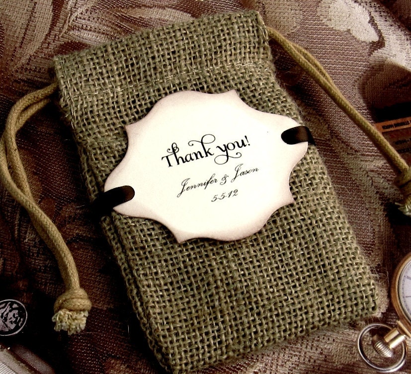 20 Burlap Wedding Favor Bags - Thank you - Personalized