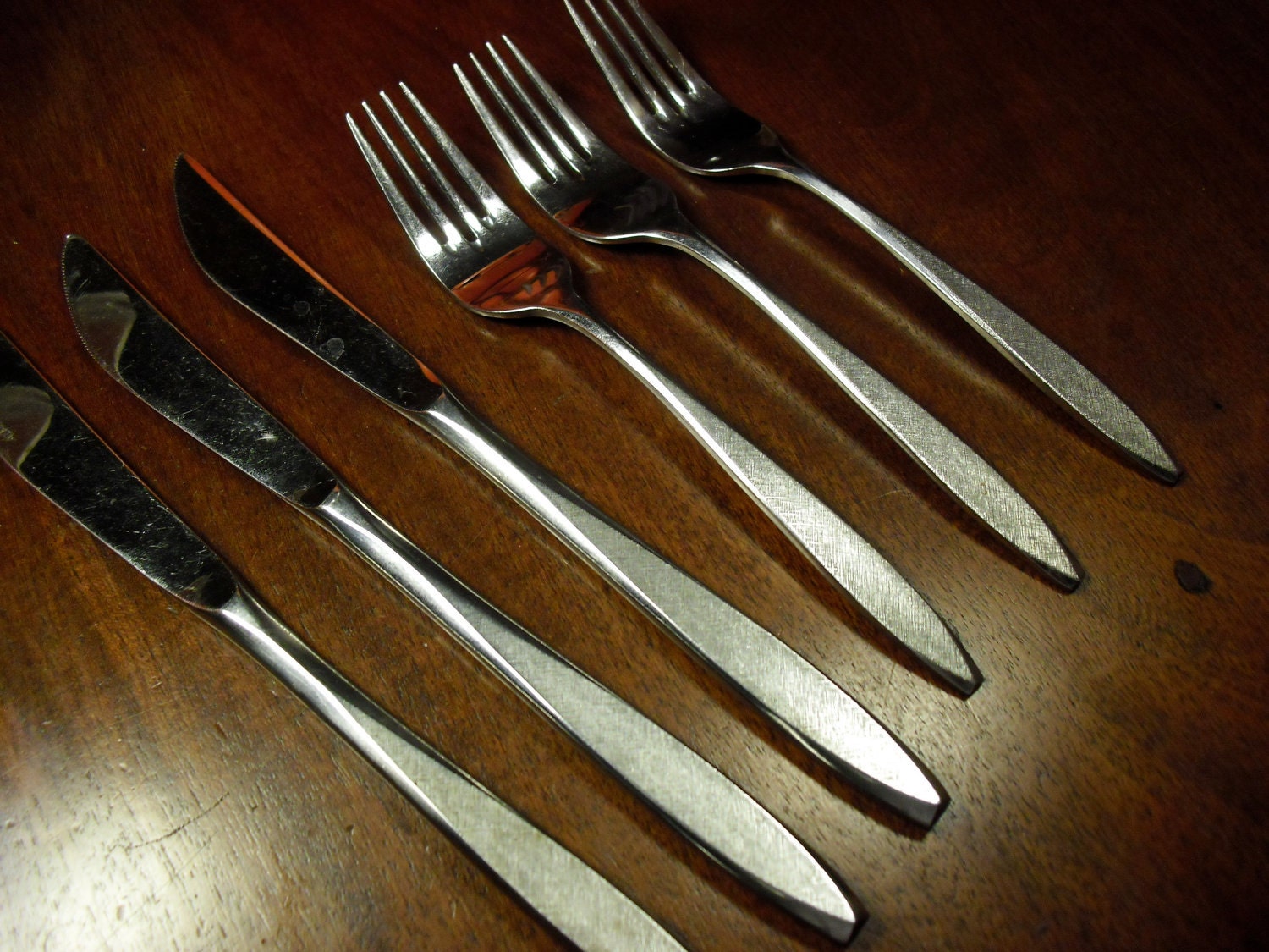 Mid-Century Retro Flatware: Corsair pattern by Ekco Eterna
