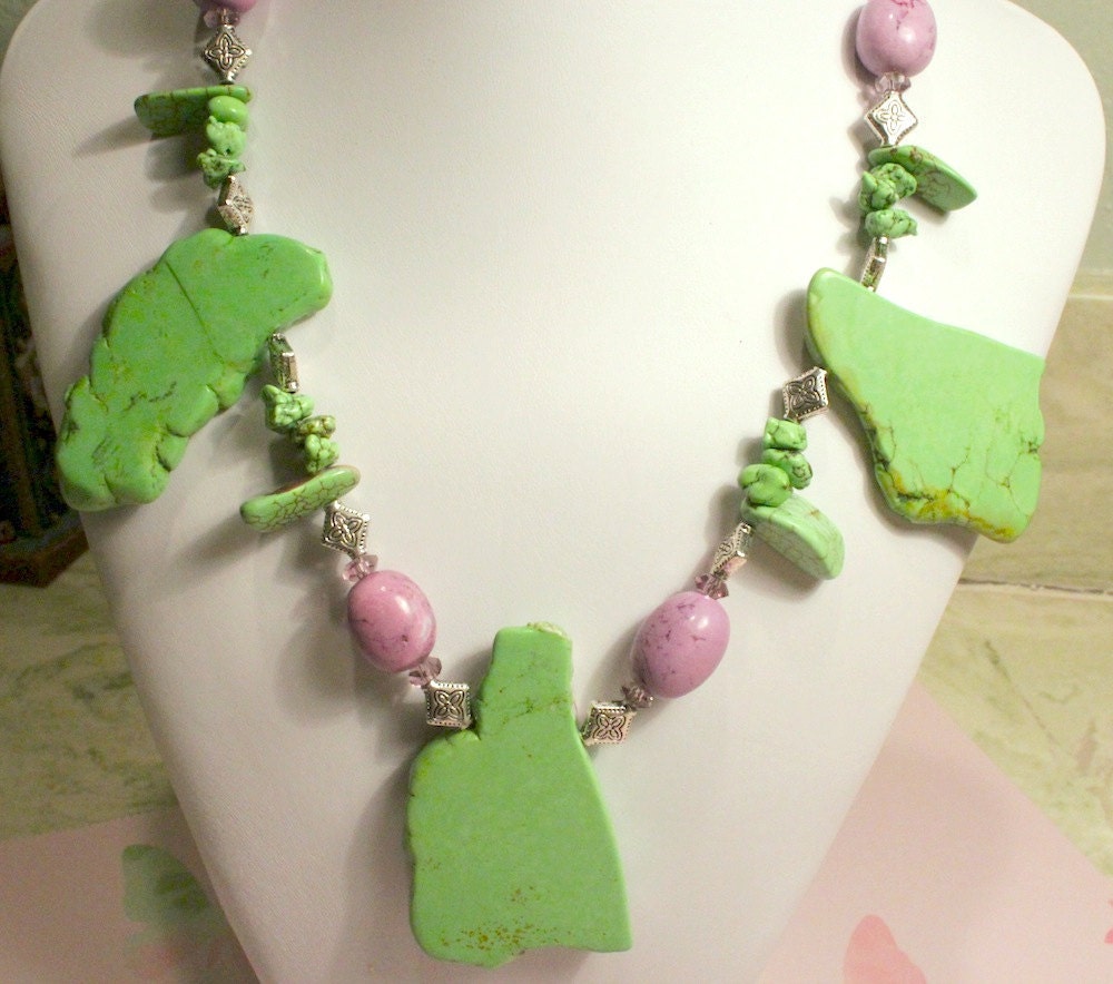 Green and Orchid Magnesite Necklace