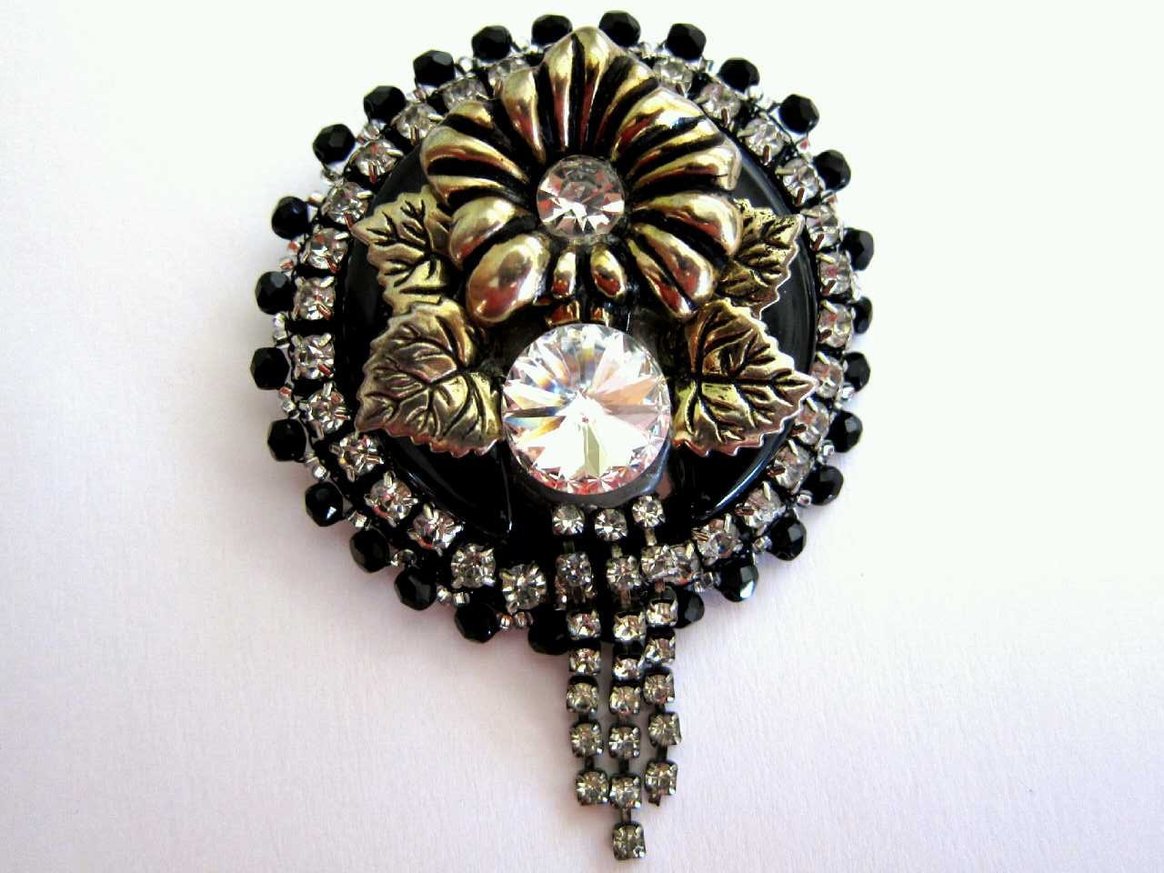 SALE Rhinestone Pendant Brooch