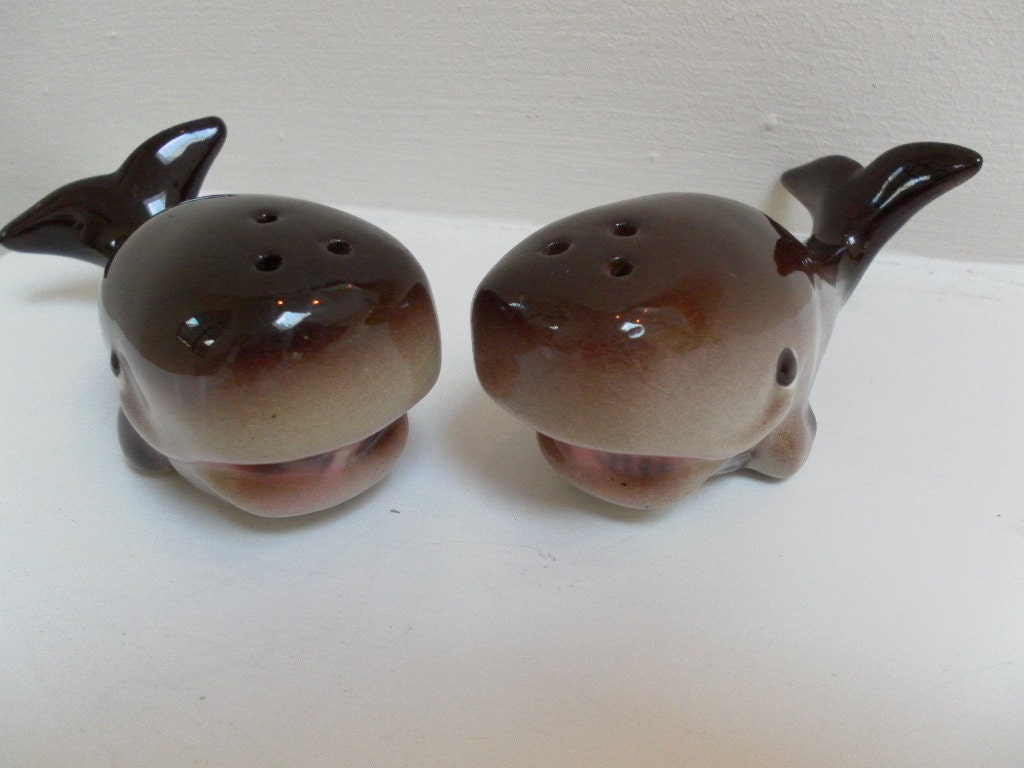 Vintage Cute  Kitschy Nautical Dark Grey Whale Ceramic  Salt and Pepper Shakers