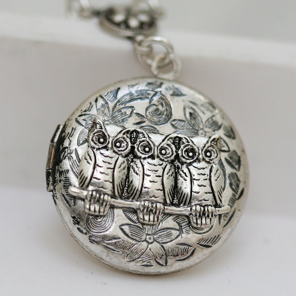 ONLY FOR Ramie- 5 LOCKETS