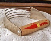 Vintage Pastry Cutter Red Wood Handle 1950s