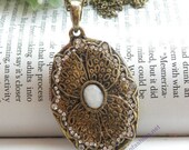 Pretty retro copper white crystals shield flower pattern necklace pendant jewelry vintage style