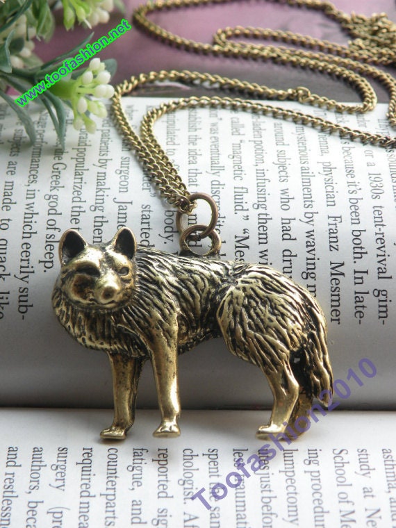 Pretty retro copper hungry wolf necklace pendant jewelry vintage style