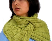 SALE Green Bow Cowl Warm Fashion Cowl Woman Soft Pure Wool Neckwarmer