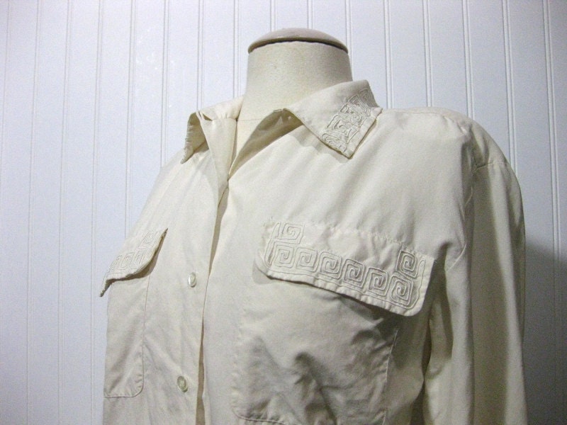 Silk Vintage Blouse Embroidered Pockets Womens Small Petite