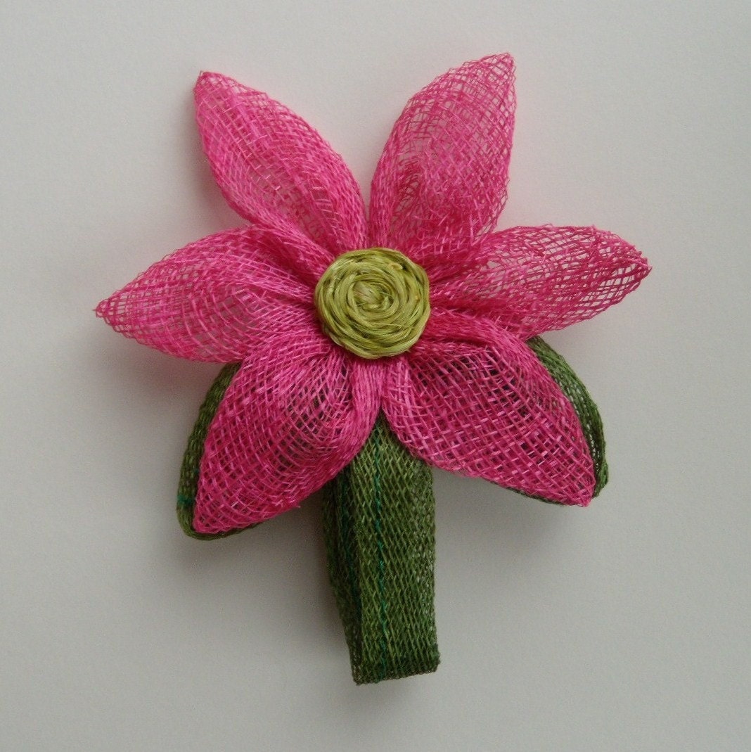 Vintage Napkins and Napkin Rings Pink and Green Flowers