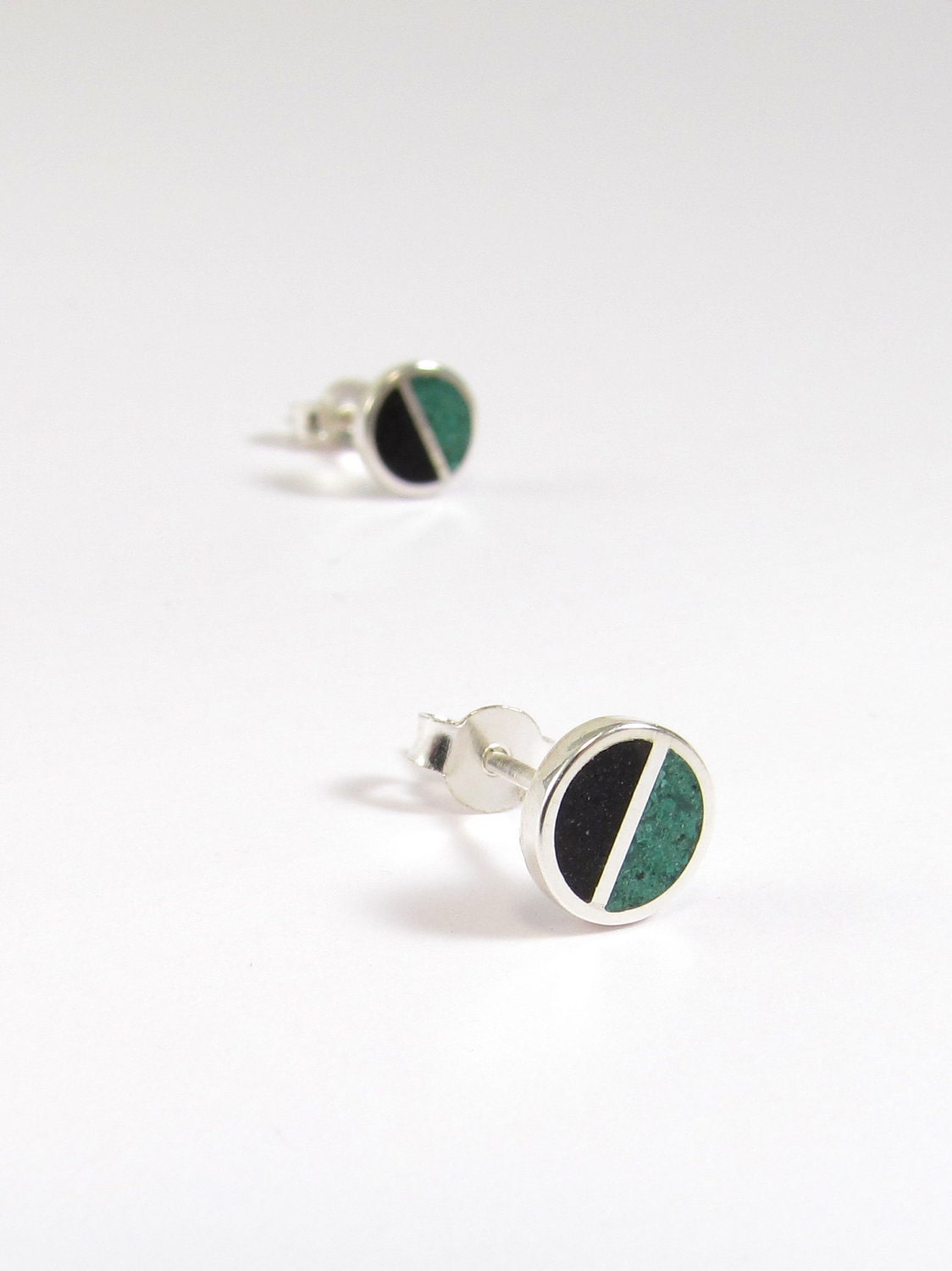 Sterling Silver Earrings - Black and Green Ear Studs - Divided circles