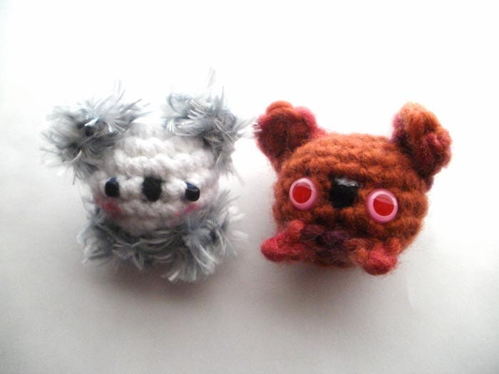 Kawaii Amigurumi Bearlings White and Orange Girl and Boy Teddy Bears Pixie and Pal Tiny Micro Crochet Plush Toys