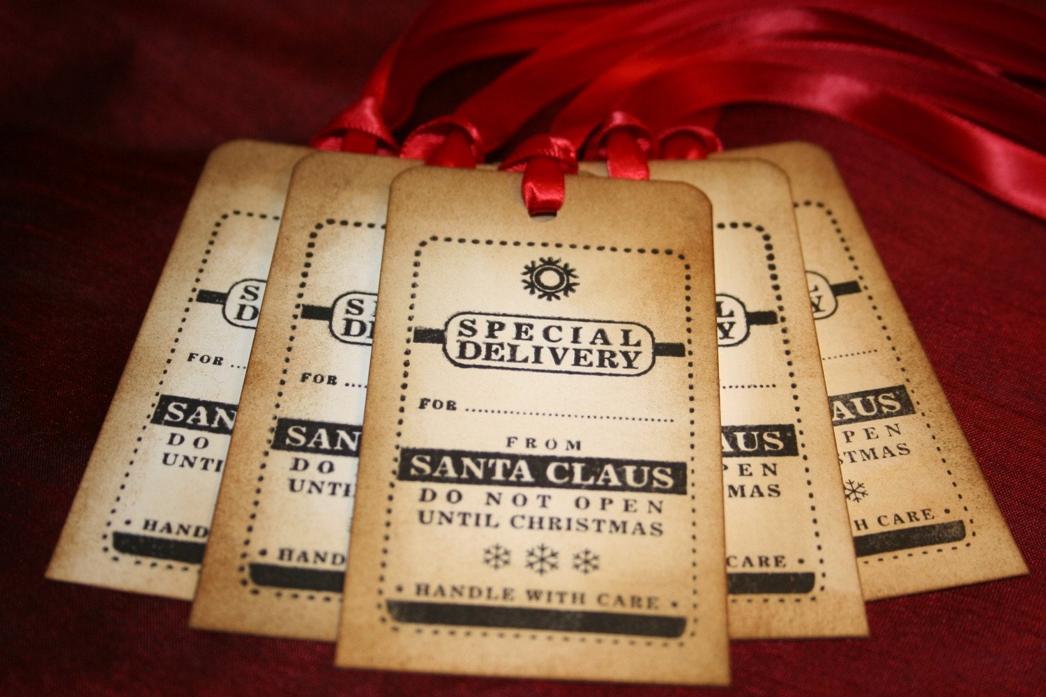 Christmas Tags - Special Delivery from Santa - Vintage Appearance - Set of 10