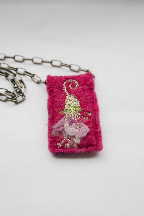 Embroidered Flower Pendant Raspberry Pink Felt