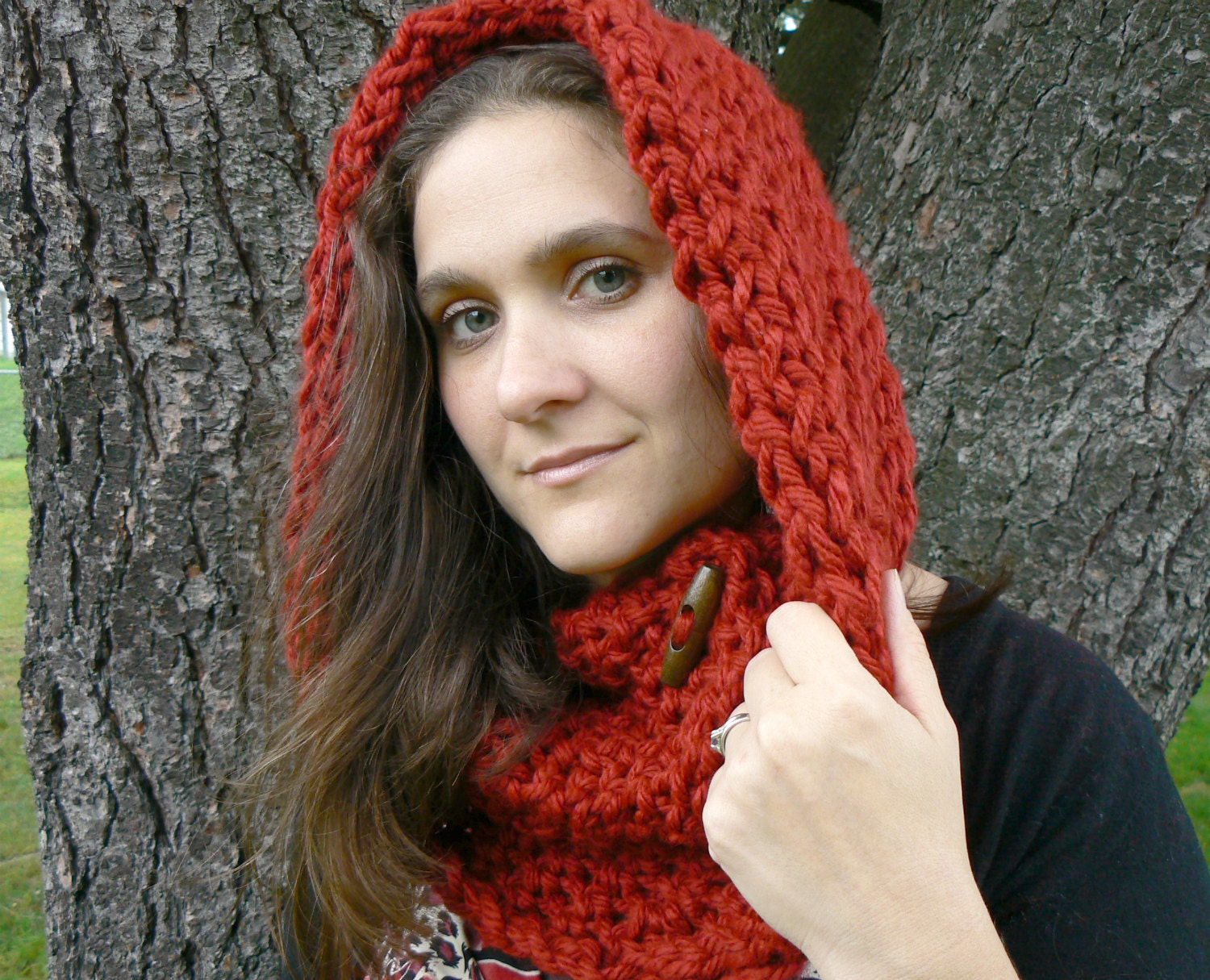 Pick Your Color/ Knox County Cowl Cranberry Red Reversible Vegan Scarf with Big Wood Ellipse Button and Acrylic Yarn - MakingsofShannaTice