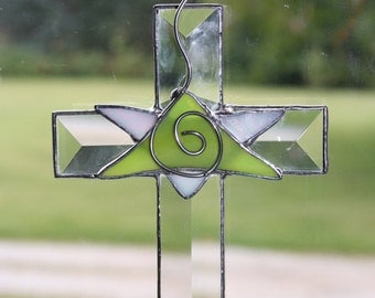New Pointe Beveled Glass Cross, SRA Artist Z19