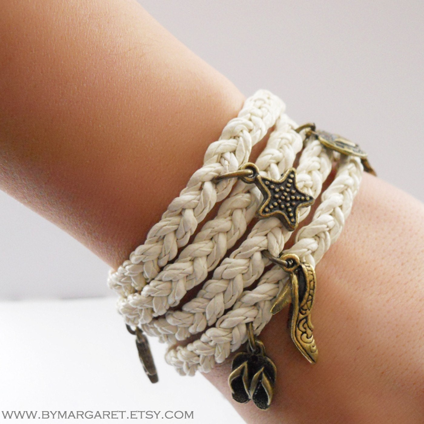 KIDADA INSPIRED White braided friendship bracelet