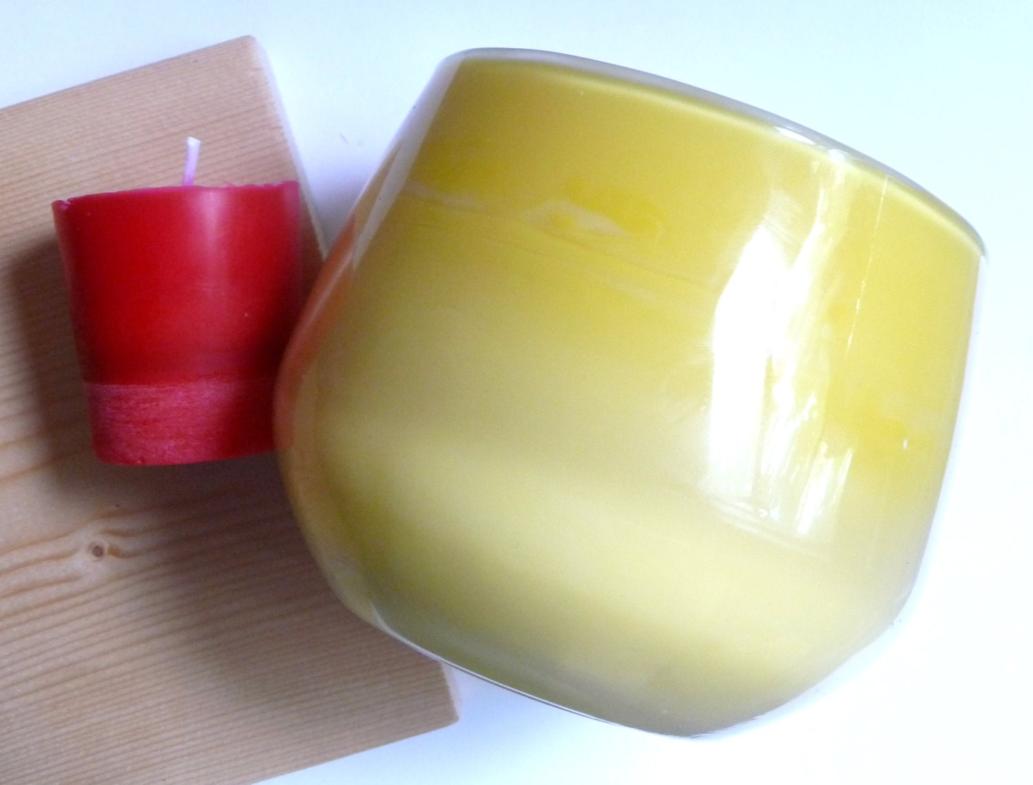 Yellow Jar Candle, Summer Sunshine Blend, Giant 2.4 lb Soy Candle