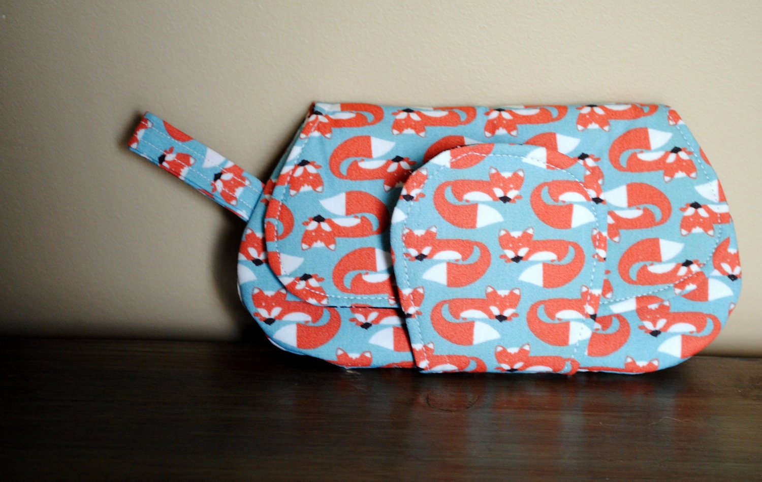 foxy phone clutch: sweet little padded perfection