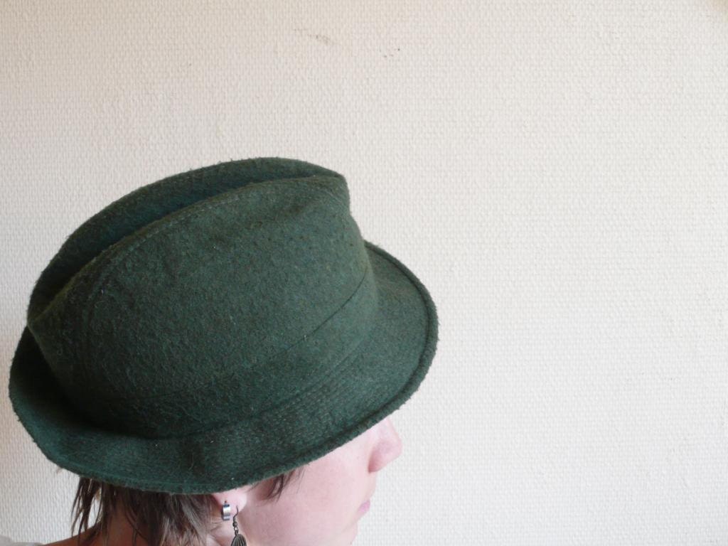 Vintage hat, trilby , Fedora, green, hat band, forest, france,autumn,  french cascette, french vintage accessories by ancienesthetique - ancienesthetique