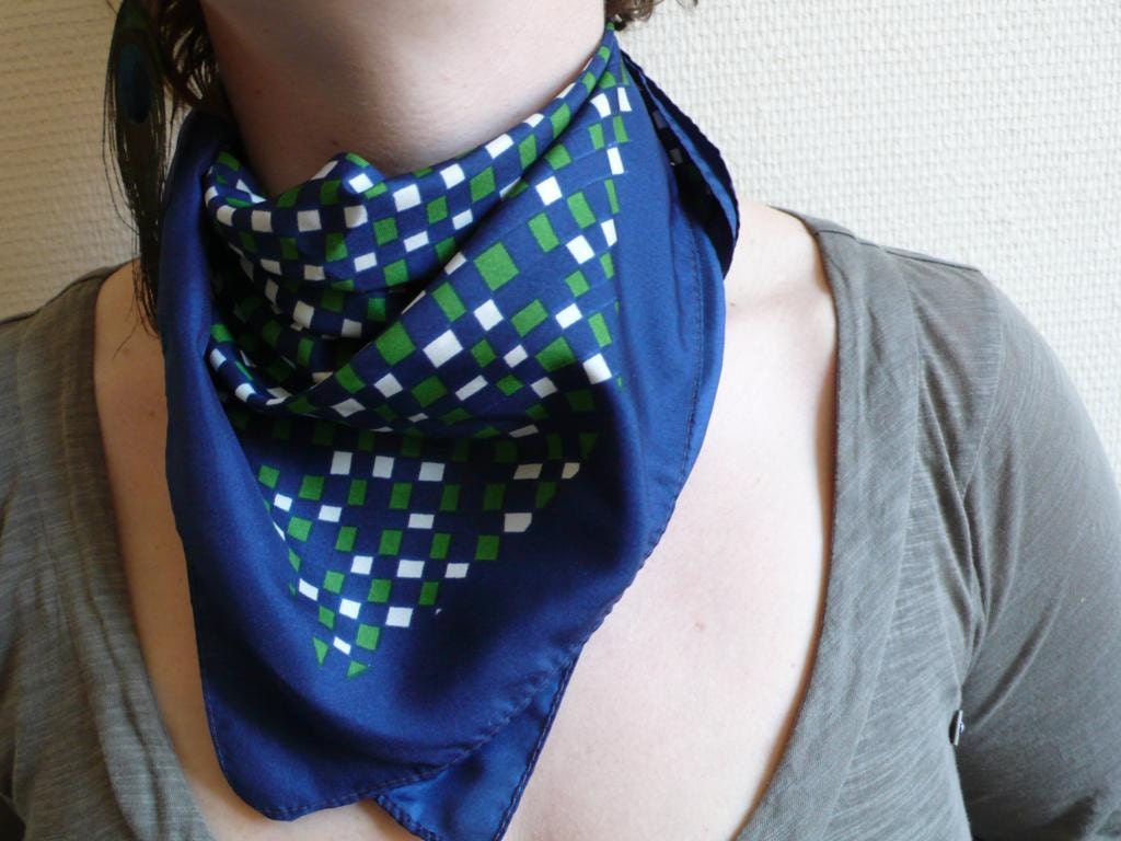 Vintage scarf, navy blue, green, check pattern, French vintage accessories by ancienesthetique on Etsy