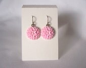 earrings, pink earrings, sale, chrysanthemum flower earrings, vintage inspired earrings, spring fashion, April trends, gift idea