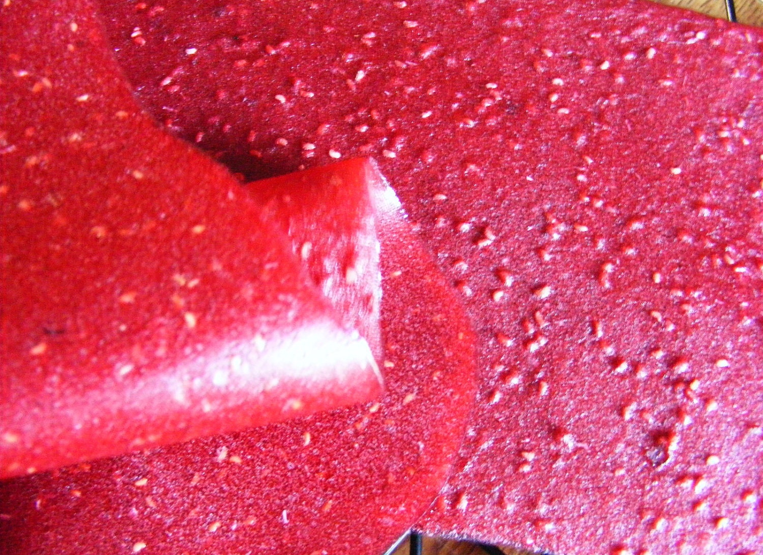 Apple / Raspberry - Rolled Fruit Leather
