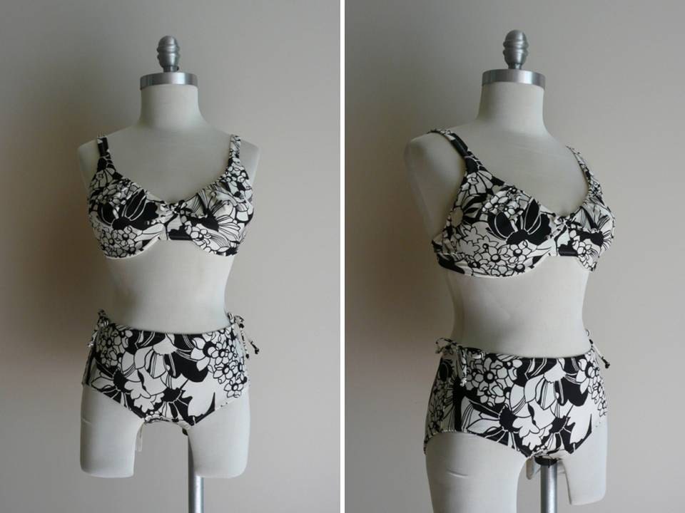 Vintage 1960s Day at the Beach Mod Swimsuit Bikini